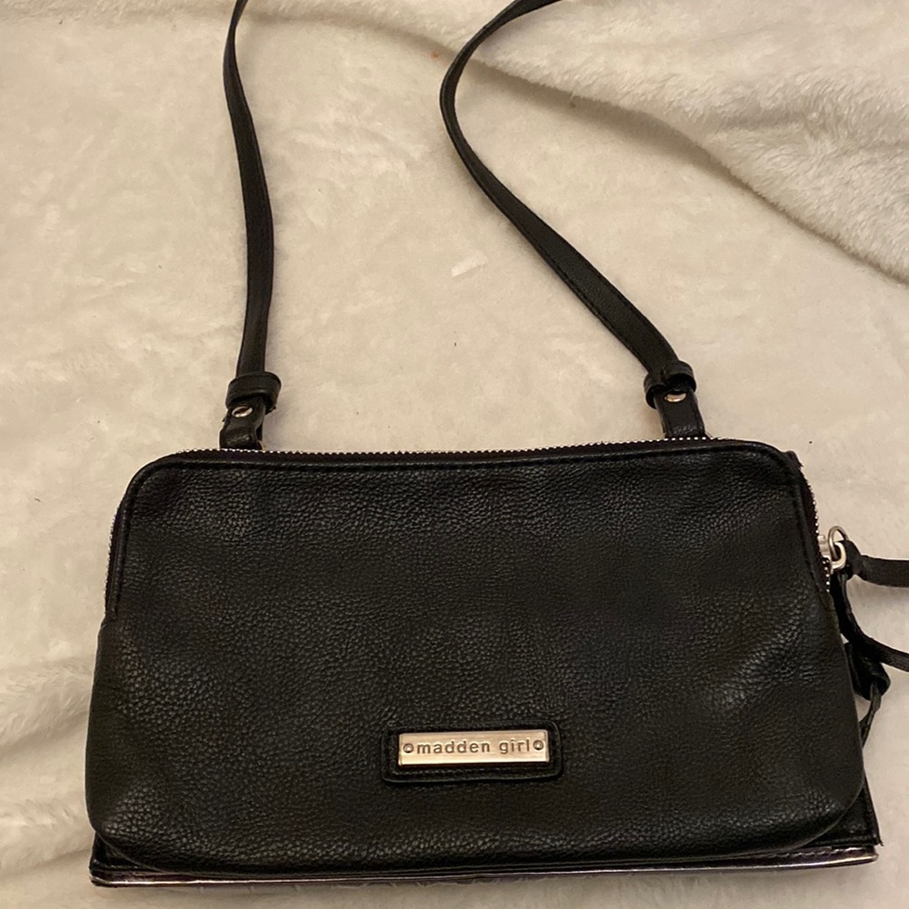 Steve Madden Black and grey alligator crossbody.